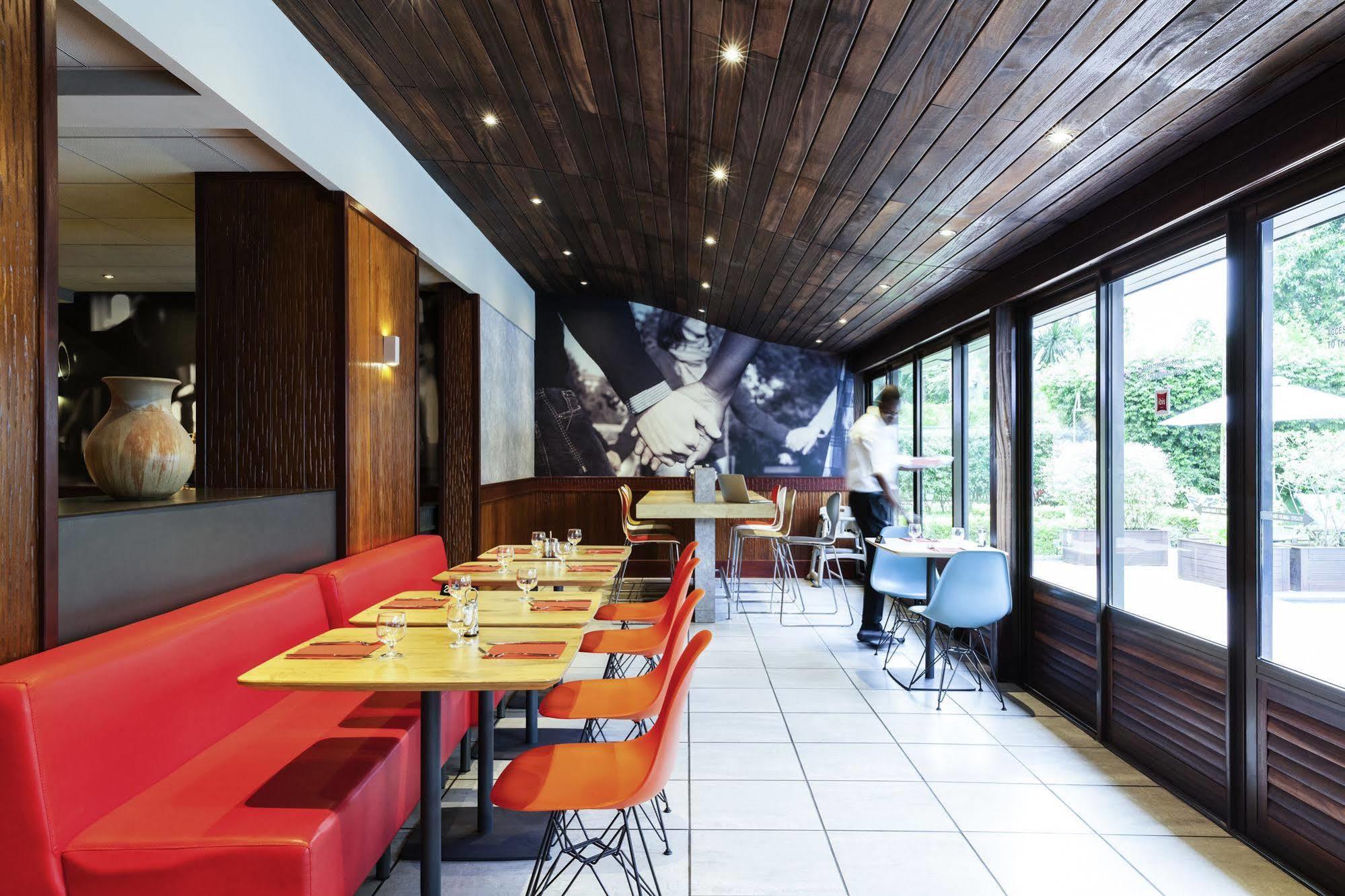 宜必思杜阿拉酒店 外观 照片